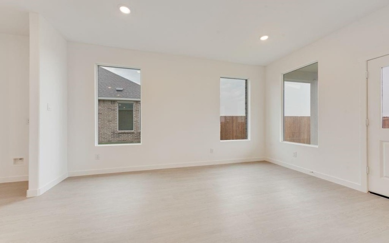 1313 Francesca Drive, Little Elm, TX 75068, 4 Bedrooms Bedrooms, ,2 BathroomsBathrooms,Residential,For Sale,1313 Francesca Drive,20960529