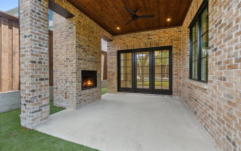 1801 Loving Avenue, Dallas, TX 75214, 4 Bedrooms Bedrooms, ,5 BathroomsBathrooms,Residential,For Sale,1801 Loving Avenue,20960740