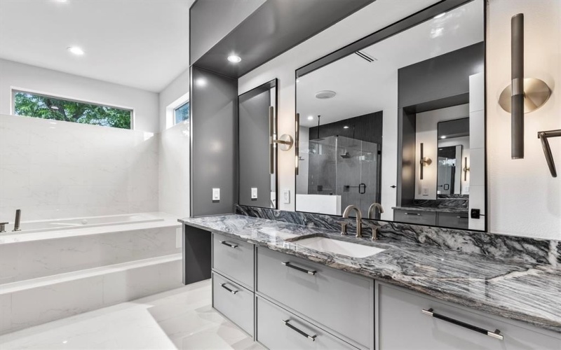 6411 Royal Lane, Dallas, TX 75230, 5 Bedrooms Bedrooms, ,6 BathroomsBathrooms,Residential,For Sale,6411 Royal Lane,20960757