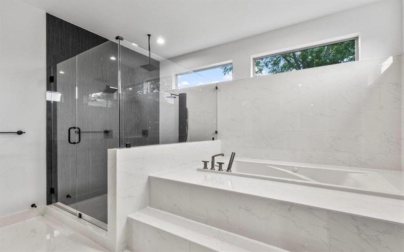 6411 Royal Lane, Dallas, TX 75230, 5 Bedrooms Bedrooms, ,6 BathroomsBathrooms,Residential,For Sale,6411 Royal Lane,20960757