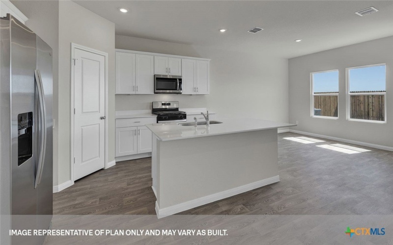 136 New Albany Lane, San Marcos, TX 78666, 4 Bedrooms Bedrooms, ,3 BathroomsBathrooms,Residential,For Sale,136 New Albany Lane,582438