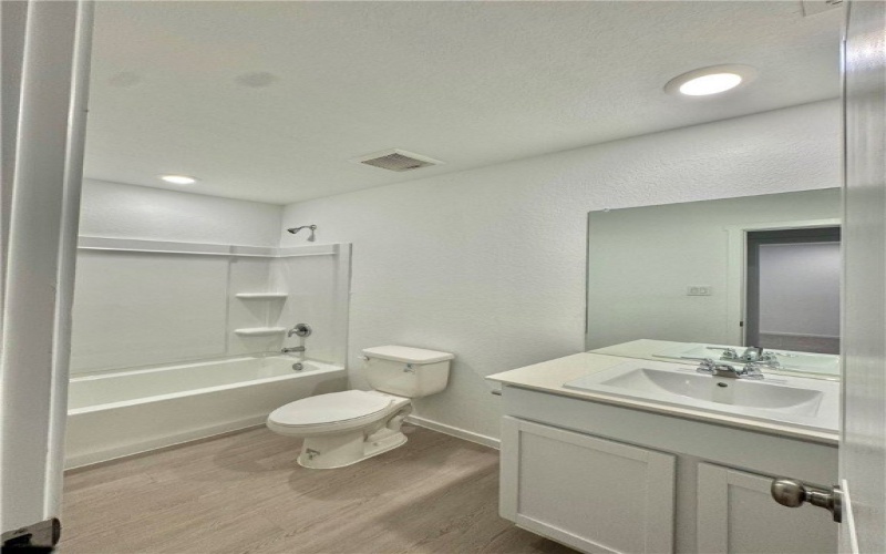 2713 Lannister, Corpus Christi, TX 78415, 3 Habitaciones Habitaciones , ,2 BañosBaños,Residential,En Venta,2713 Lannister,459758
