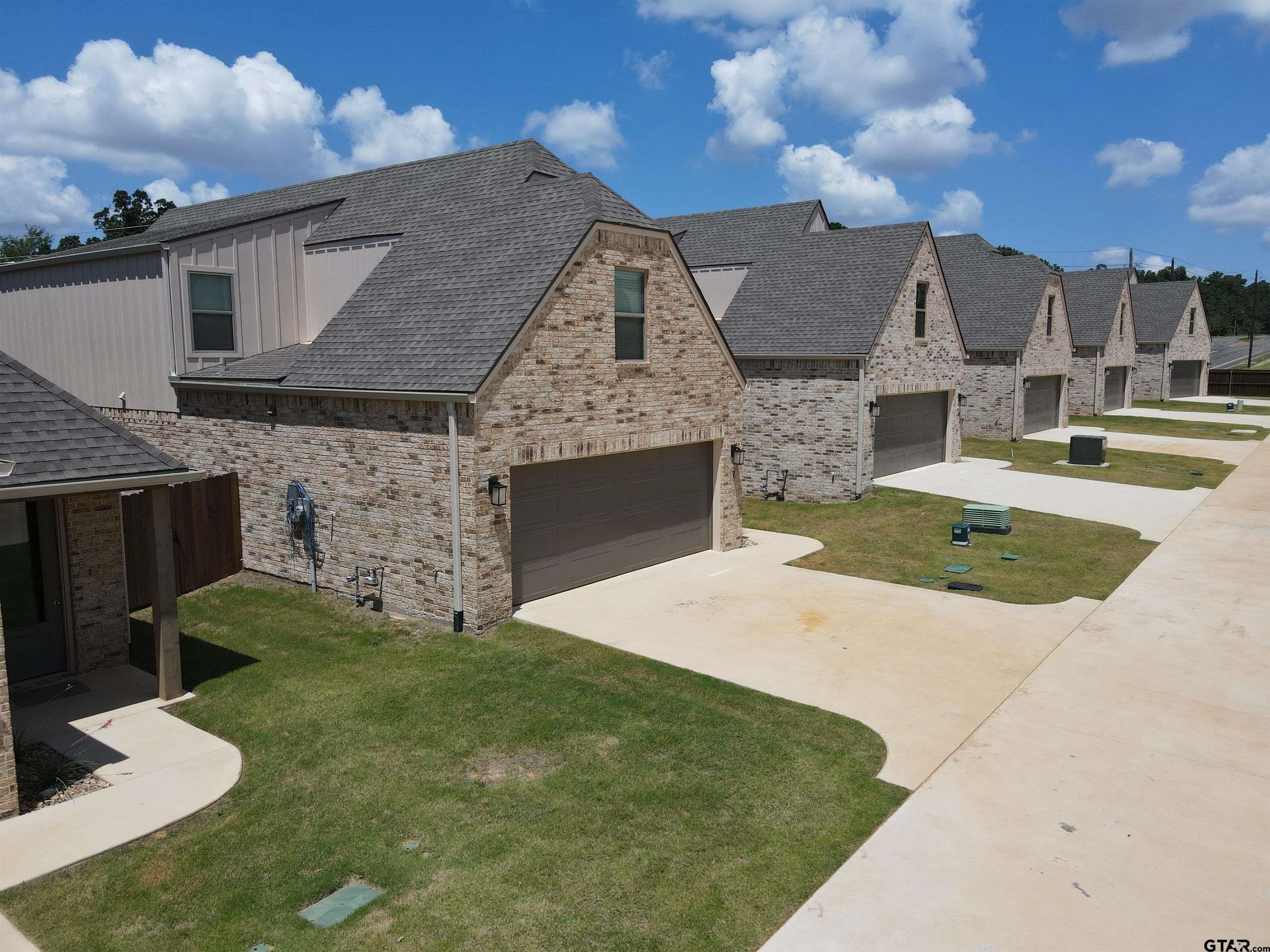 4344 Macnab Drive, Tyler, TX 75707, ,7 BañosBaños,Residential Multi Family,En Venta,4344 Macnab Drive,25008625