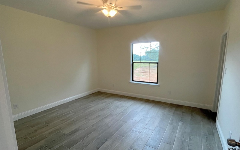 225 S Quille, Mt Pleasant, TX 75455, 4 Bedrooms Bedrooms, ,2 BathroomsBathrooms,Residential,For Sale,225 S Quille,25008674
