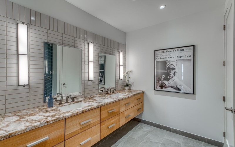 90 Island Drive #7402 #The Waters Building 7 UNit 7402, Horseshoe Bay, TX 78657, 3 Bedrooms Bedrooms, ,2 BathroomsBathrooms,Residential,For Sale,90 Island Drive #7402,173716