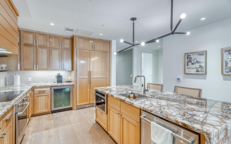 90 Island Drive #7402 #The Waters Building 7 UNit 7402, Horseshoe Bay, TX 78657, 3 Bedrooms Bedrooms, ,2 BathroomsBathrooms,Residential,For Sale,90 Island Drive #7402,173716