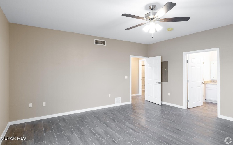 9779 McCombs Street unit: A-4 #A-4, El Paso, TX 79924, 3 Bedrooms Bedrooms, ,2 BathroomsBathrooms,Residential,For Sale,9779 McCombs Street unit: A-4,924045
