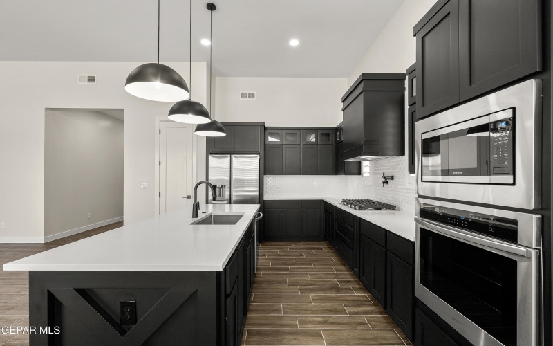 312 EMERALD SPACE Place, El Paso, TX 79928, 5 Bedrooms Bedrooms, ,3 BathroomsBathrooms,Residential,For Sale,312 EMERALD SPACE Place,924050