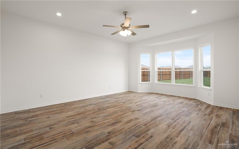 14724 Aqualina Way, McAllen, TX 78504, 4 Bedrooms Bedrooms, ,3 BathroomsBathrooms,Residential,For Sale,14724 Aqualina Way,473028