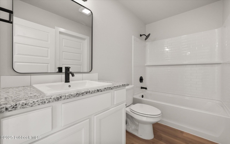6010 Volney Avenue, Lubbock, TX 79407, 3 Habitaciones Habitaciones , ,2 BañosBaños,Residential,En Venta,6010 Volney Avenue,202555899