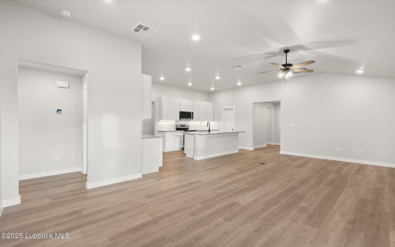 2316 133rd Street, Lubbock, TX 79423, 4 Bedrooms Bedrooms, ,2 BathroomsBathrooms,Residential,For Sale,2316 133rd Street,202555902