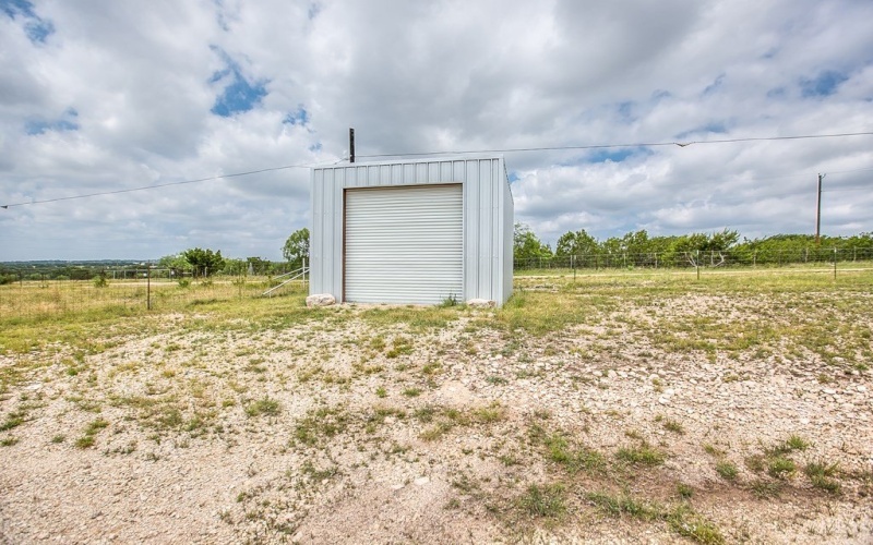 19621 Bluff Rd, Christoval, TX 76935, 8 Bedrooms Bedrooms, ,8 BathroomsBathrooms,Residential,For Sale,19621 Bluff Rd,127730