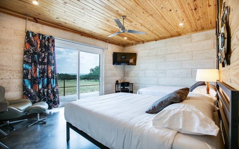 19621 Bluff Rd, Christoval, TX 76935, 8 Bedrooms Bedrooms, ,8 BathroomsBathrooms,Residential,For Sale,19621 Bluff Rd,127730