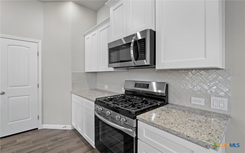 321 Stellar Wind Drive, Georgetown, TX 78628, 3 Habitaciones Habitaciones , ,2 BañosBaños,Residential,En Venta,321 Stellar Wind Drive,567119
