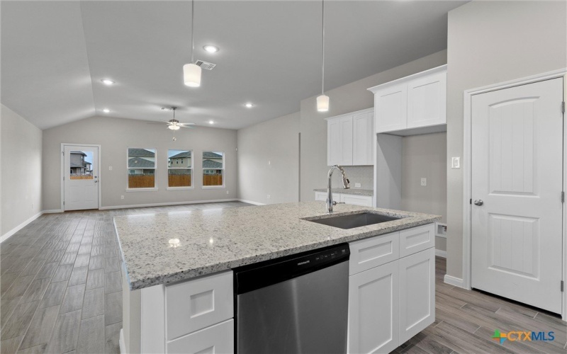 321 Stellar Wind Drive, Georgetown, TX 78628, 3 Habitaciones Habitaciones , ,2 BañosBaños,Residential,En Venta,321 Stellar Wind Drive,567119