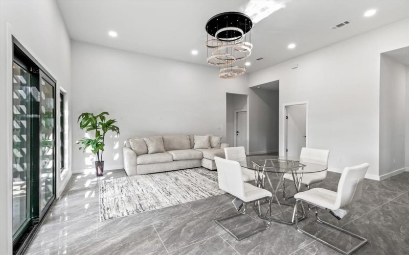 3540 Fontana Drive, Dallas, TX 75220, 4 Habitaciones Habitaciones , ,3 BañosBaños,Residential,En Venta,3540 Fontana Drive,20861792