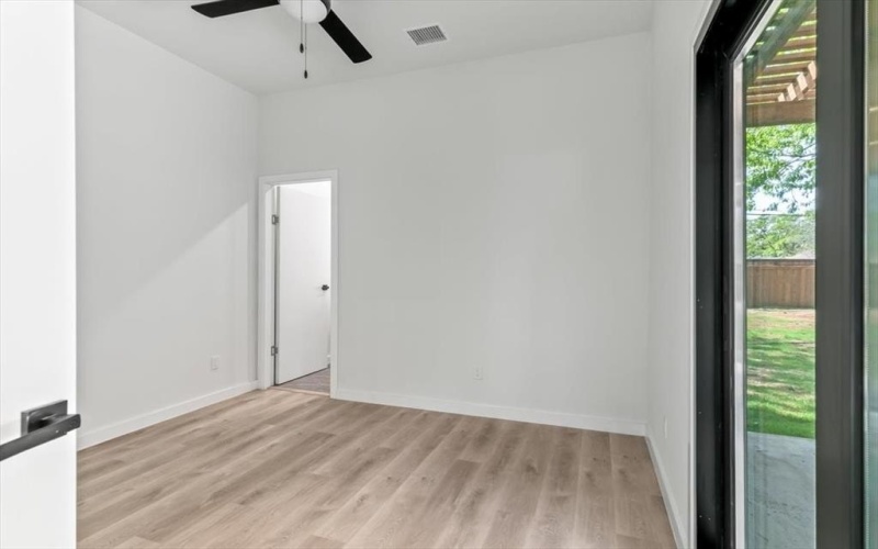 3540 Fontana Drive, Dallas, TX 75220, 4 Habitaciones Habitaciones , ,3 BañosBaños,Residential,En Venta,3540 Fontana Drive,20861792