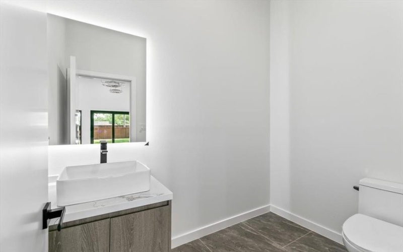 3540 Fontana Drive, Dallas, TX 75220, 4 Habitaciones Habitaciones , ,3 BañosBaños,Residential,En Venta,3540 Fontana Drive,20861792