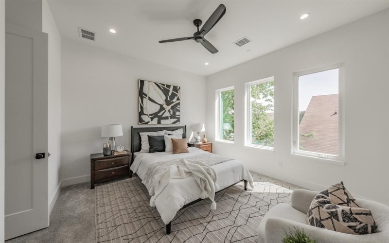 5320 Reiger Avenue #101, Dallas, TX 75214, 2 Habitaciones Habitaciones , ,2 BañosBaños,Residential,En Venta,5320 Reiger Avenue,20910925