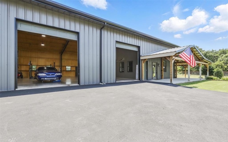 1661 Greenwood Road, Weatherford, TX 76088, ,Commercial Sale,For Sale,1661 Greenwood Road,20946727