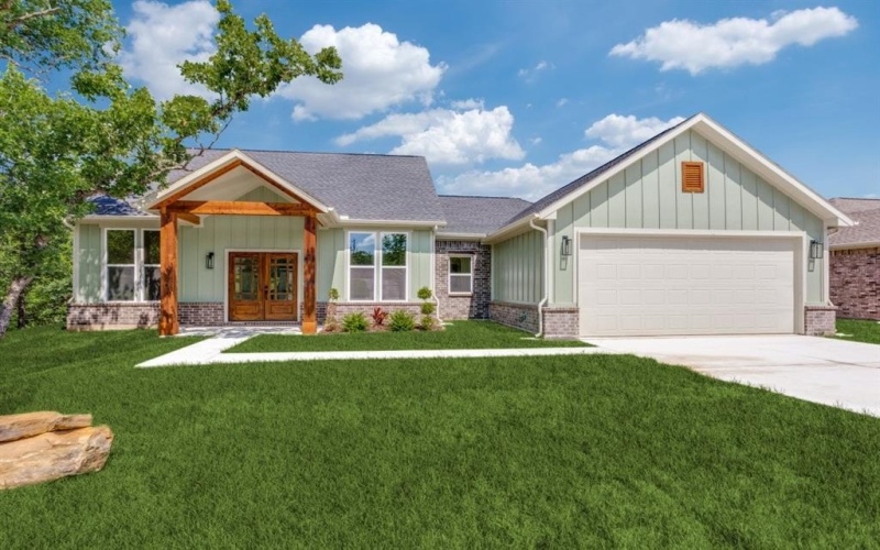 101 Jim Walters Drive, Runaway Bay, TX 76426, 4 Habitaciones Habitaciones , ,2 BañosBaños,Residential,En Venta,101 Jim Walters Drive,20955526