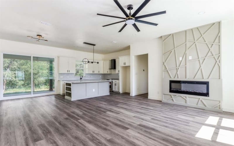 101 Jim Walters Drive, Runaway Bay, TX 76426, 4 Habitaciones Habitaciones , ,2 BañosBaños,Residential,En Venta,101 Jim Walters Drive,20955526