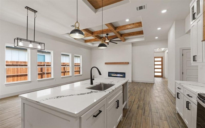 5845 Black Pine Circle, Granbury, TX 76048, 3 Bedrooms Bedrooms, ,2 BathroomsBathrooms,Residential,For Sale,5845 Black Pine Circle,20955596