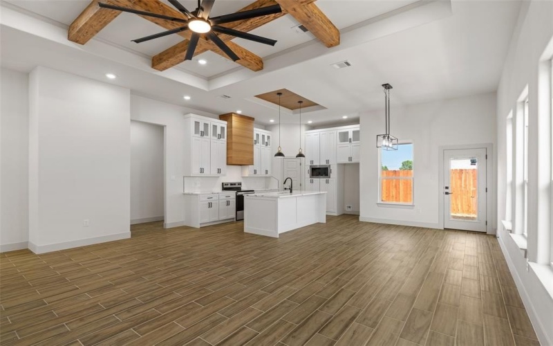 5845 Black Pine Circle, Granbury, TX 76048, 3 Bedrooms Bedrooms, ,2 BathroomsBathrooms,Residential,For Sale,5845 Black Pine Circle,20955596