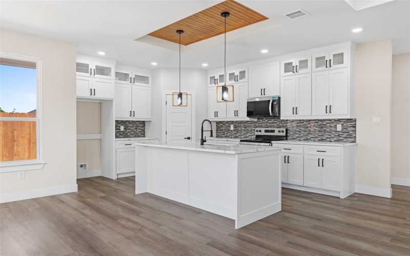 5847 Black Pine Circle, Granbury, TX 76048, 3 Habitaciones Habitaciones , ,2 BañosBaños,Residential,En Venta,5847 Black Pine Circle,20955608