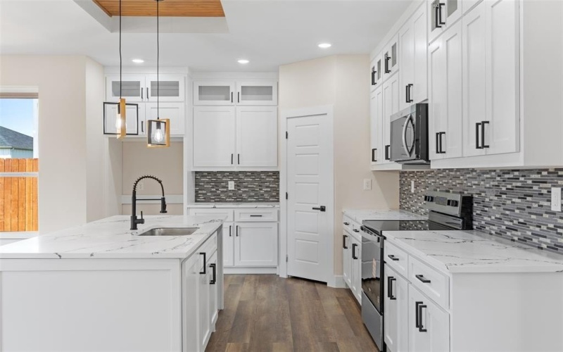 5847 Black Pine Circle, Granbury, TX 76048, 3 Habitaciones Habitaciones , ,2 BañosBaños,Residential,En Venta,5847 Black Pine Circle,20955608