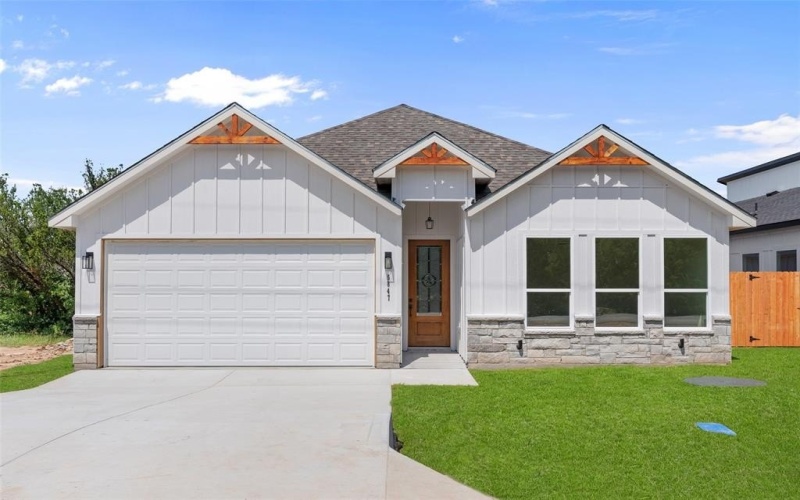 5847 Black Pine Circle, Granbury, TX 76048, 3 Habitaciones Habitaciones , ,2 BañosBaños,Residential,En Venta,5847 Black Pine Circle,20955608