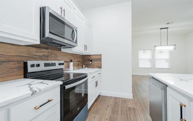 4507 Metropolitan Avenue, Dallas, TX 75210, 3 Bedrooms Bedrooms, ,2 BathroomsBathrooms,Residential,For Sale,4507 Metropolitan Avenue,20955904