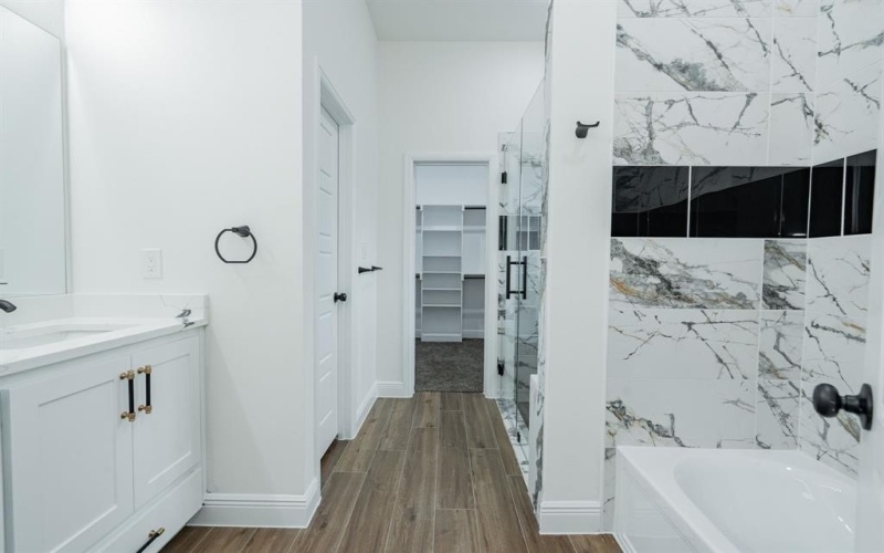 4507 Metropolitan Avenue, Dallas, TX 75210, 3 Bedrooms Bedrooms, ,2 BathroomsBathrooms,Residential,For Sale,4507 Metropolitan Avenue,20955904