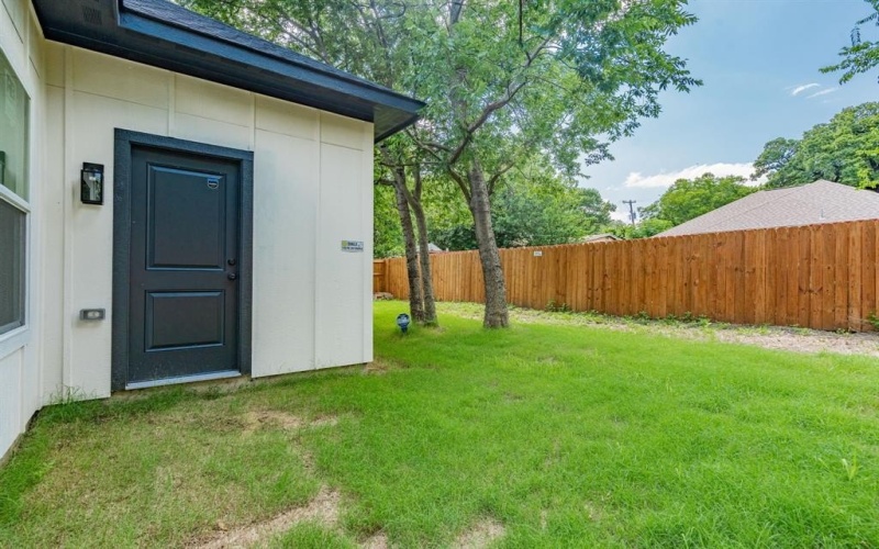 4507 Metropolitan Avenue, Dallas, TX 75210, 3 Bedrooms Bedrooms, ,2 BathroomsBathrooms,Residential,For Sale,4507 Metropolitan Avenue,20955904