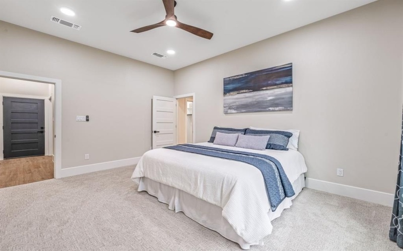 2704 Creek Drive, Granbury, TX 76048, 3 Habitaciones Habitaciones , ,2 BañosBaños,Residential,En Venta,2704 Creek Drive,20956178