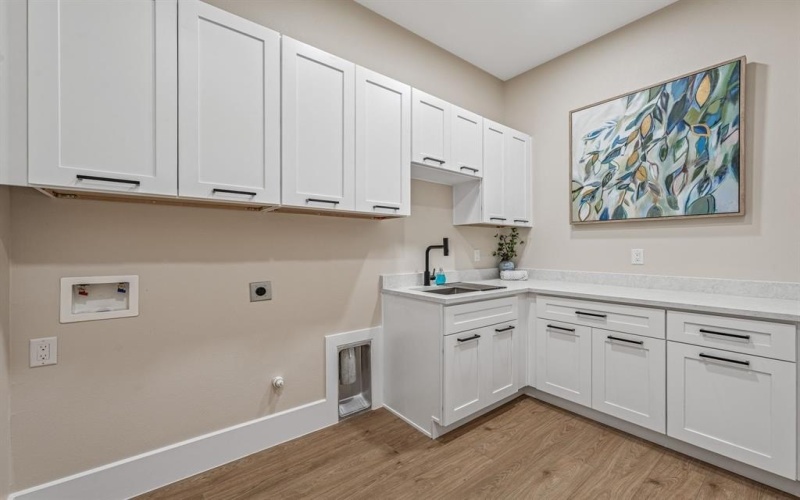 2704 Creek Drive, Granbury, TX 76048, 3 Habitaciones Habitaciones , ,2 BañosBaños,Residential,En Venta,2704 Creek Drive,20956178