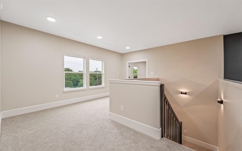 2704 Creek Drive, Granbury, TX 76048, 3 Habitaciones Habitaciones , ,2 BañosBaños,Residential,En Venta,2704 Creek Drive,20956178