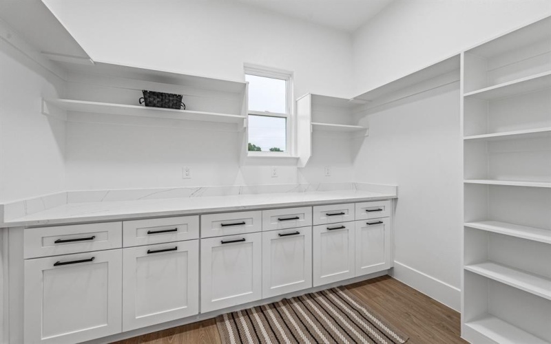 2704 Creek Drive, Granbury, TX 76048, 3 Habitaciones Habitaciones , ,2 BañosBaños,Residential,En Venta,2704 Creek Drive,20956178