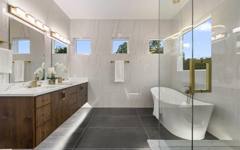 4233 Skillman Street, Dallas, TX 75206, 5 Bedrooms Bedrooms, ,5 BathroomsBathrooms,Residential,For Sale,4233 Skillman Street,20956664