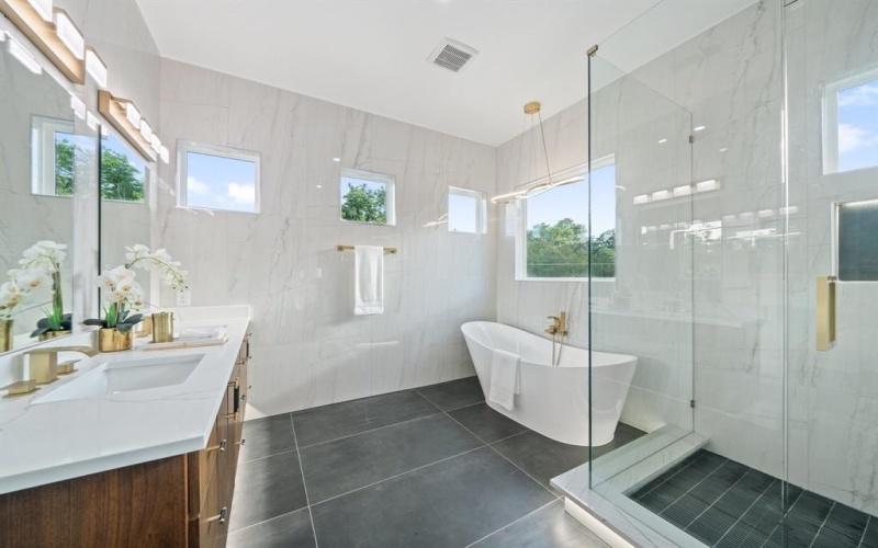4233 Skillman Street, Dallas, TX 75206, 5 Bedrooms Bedrooms, ,5 BathroomsBathrooms,Residential,For Sale,4233 Skillman Street,20956664