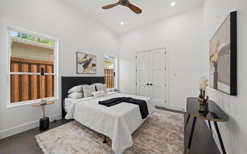 4233 Skillman Street, Dallas, TX 75206, 5 Bedrooms Bedrooms, ,5 BathroomsBathrooms,Residential,For Sale,4233 Skillman Street,20956664