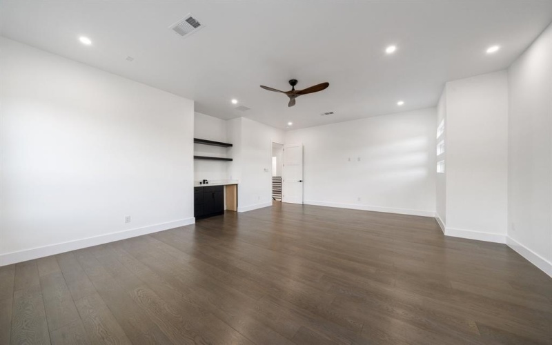4233 Skillman Street, Dallas, TX 75206, 5 Bedrooms Bedrooms, ,5 BathroomsBathrooms,Residential,For Sale,4233 Skillman Street,20956664
