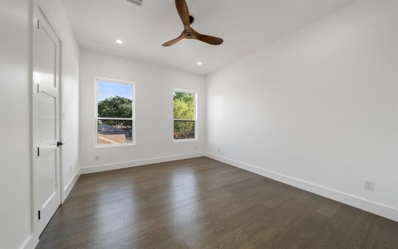 4233 Skillman Street, Dallas, TX 75206, 5 Bedrooms Bedrooms, ,5 BathroomsBathrooms,Residential,For Sale,4233 Skillman Street,20956664