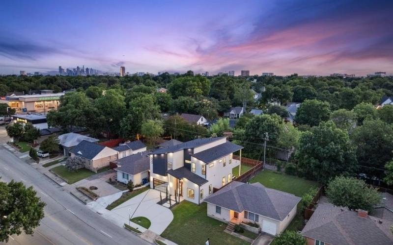4233 Skillman Street, Dallas, TX 75206, 5 Bedrooms Bedrooms, ,5 BathroomsBathrooms,Residential,For Sale,4233 Skillman Street,20956664