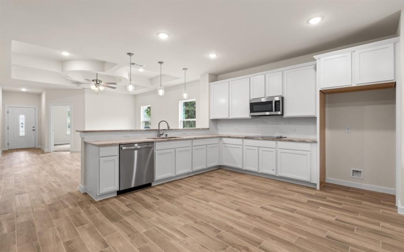 301 Kalura Way, Tool, TX 75143, 4 Bedrooms Bedrooms, ,2 BathroomsBathrooms,Residential,For Sale,301 Kalura Way,20958362