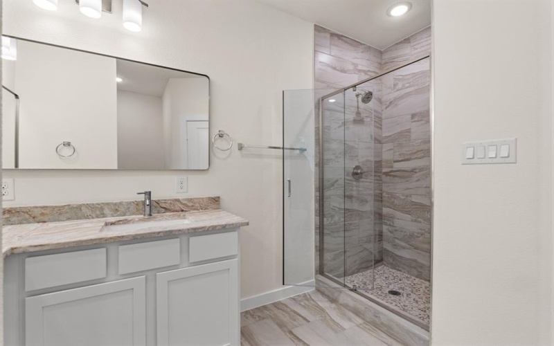 301 Kalura Way, Tool, TX 75143, 4 Bedrooms Bedrooms, ,2 BathroomsBathrooms,Residential,For Sale,301 Kalura Way,20958362