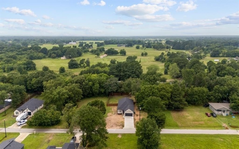 301 Kalura Way, Tool, TX 75143, 4 Bedrooms Bedrooms, ,2 BathroomsBathrooms,Residential,For Sale,301 Kalura Way,20958362
