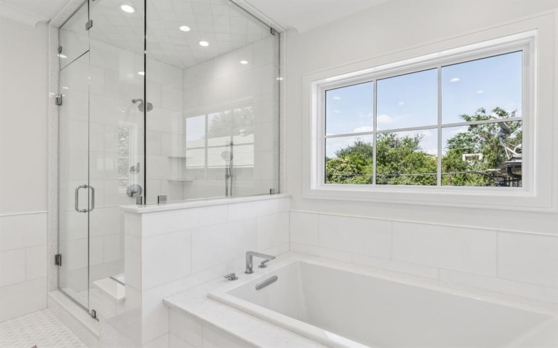 4013 Prescott Avenue, Dallas, TX 75219, 4 Bedrooms Bedrooms, ,5 BathroomsBathrooms,Residential,For Sale,4013 Prescott Avenue,20960968