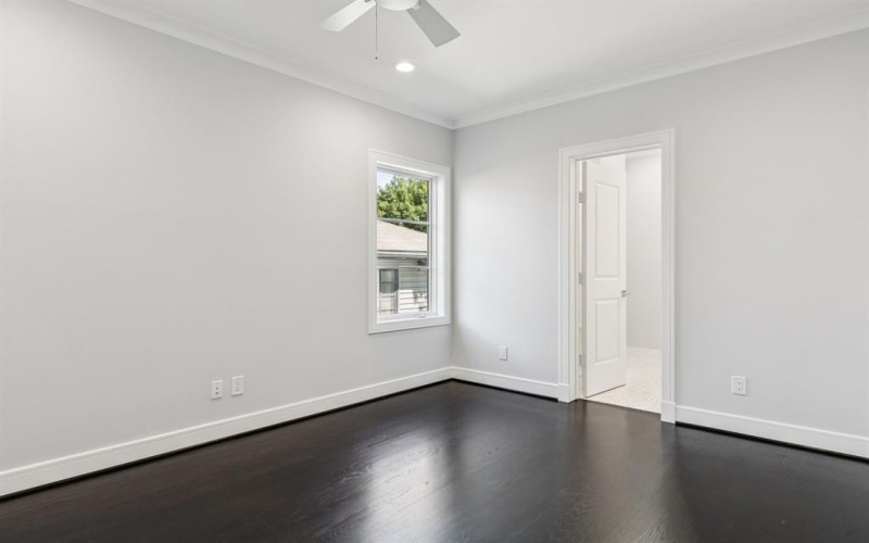 4013 Prescott Avenue, Dallas, TX 75219, 4 Bedrooms Bedrooms, ,5 BathroomsBathrooms,Residential,For Sale,4013 Prescott Avenue,20960968