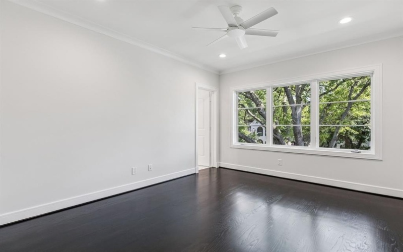 4013 Prescott Avenue, Dallas, TX 75219, 4 Bedrooms Bedrooms, ,5 BathroomsBathrooms,Residential,For Sale,4013 Prescott Avenue,20960968